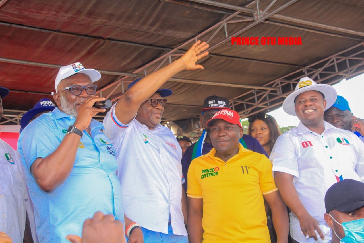 328982560_1545189195960880_1402265432154013692_n