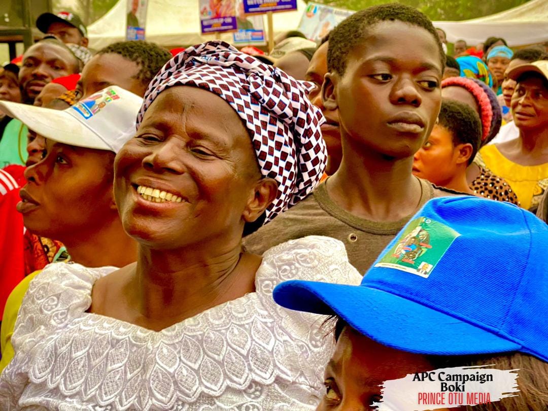 331445192_571857451668144_3129372824363967325_n