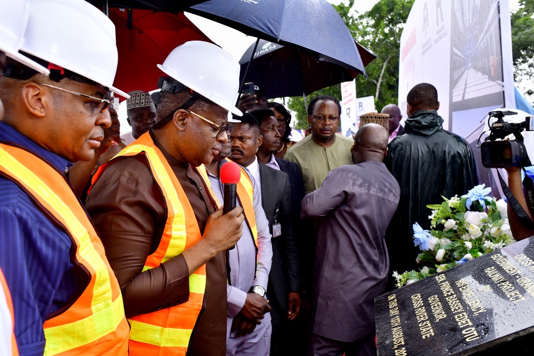 IMG-20240813-WA0013 Gov. Otu performs groundbreaking for Cross River Railway project